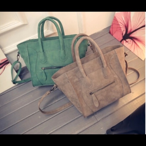 SALE! 🎊🎊Small Faux Suede Taupe Bag - Picture 3 of 5